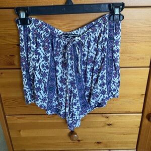 Brandy Melville shorts one size
